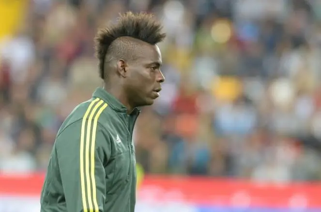 Balotelli, denunciado por difundir fotos de mujer de 40 años