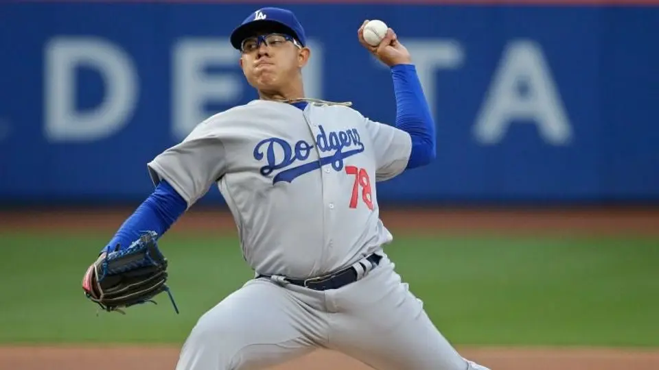 Julio Urías tiene debut gris con Dodgers