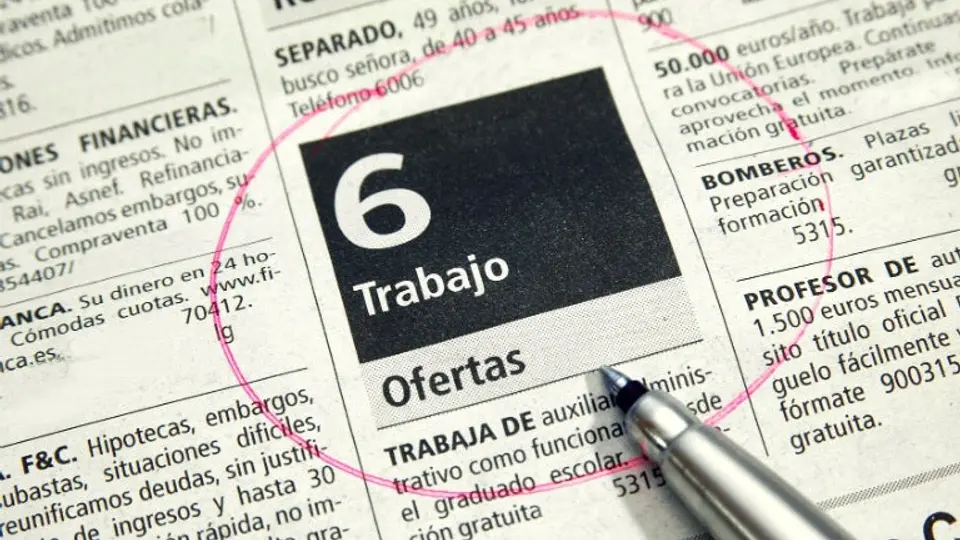 Empresario busca esposa para su hijo con oferta de trabajo