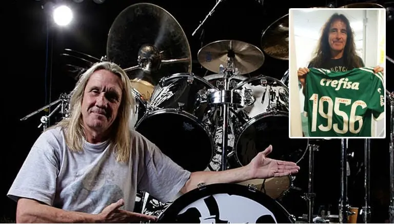 Iron Maiden recibe camisetas personalizadas del Palmeiras