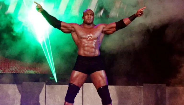 Bobby Lashley será el último rival de Kurt Angle