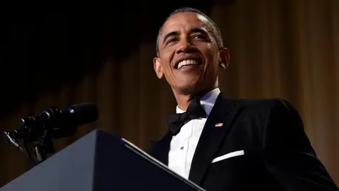 Barack Obama se burla de Donald Trump