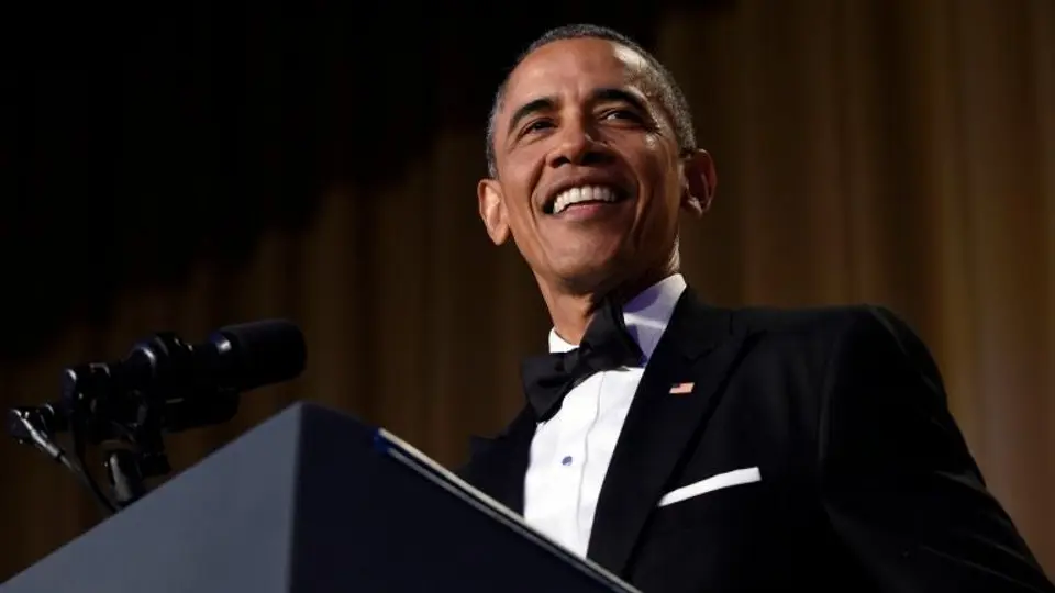 Barack Obama se burla de Donald Trump