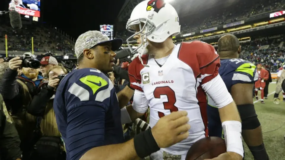 Arizona remonta y vence por 39-32 a Seattle
