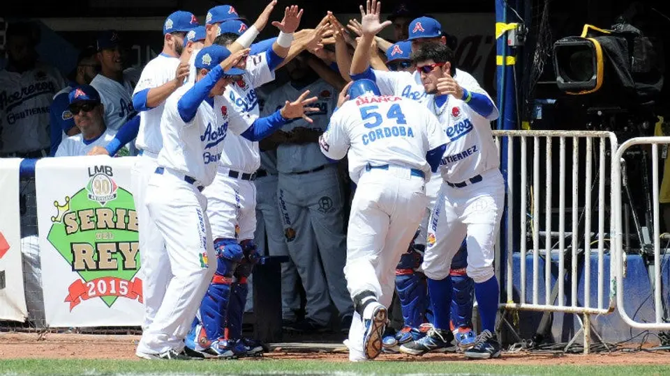 Acereros gana de local y acorta distancia en Serie Del Rey