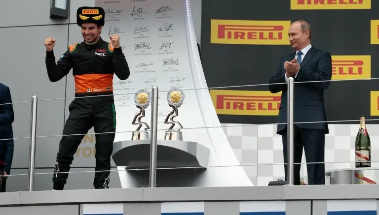 Personalidades felicitan a Checo por su 3er lugar en GP de Rusia
