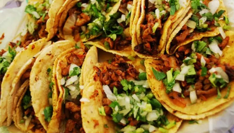 Policías evitan suicidio con invitación a comer tacos