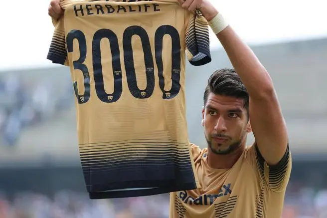 Eduardo Herrera llama a Pumas a no relajarse