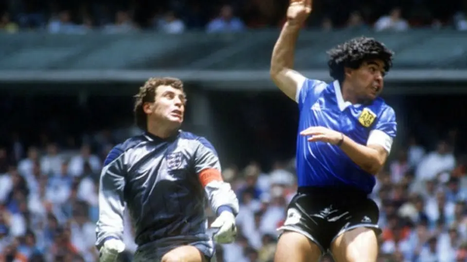 Peter Shilton pide dejar atrás la polémica y respaldar a Inglaterra ante Argentina