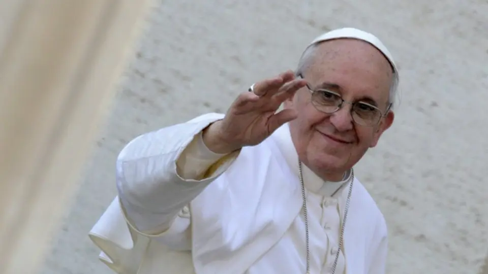 EPN da la bienvenida a Papa Francisco