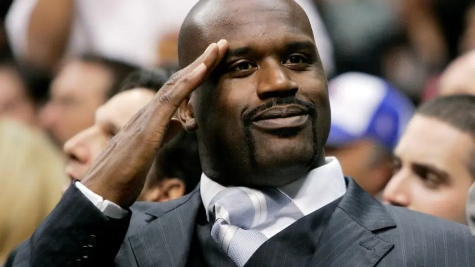 Shaquille O'Neal 'salva' cartera de David Beckham