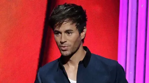 Piden azotar con 'pez tóxico' a promotores de Enrique Iglesias