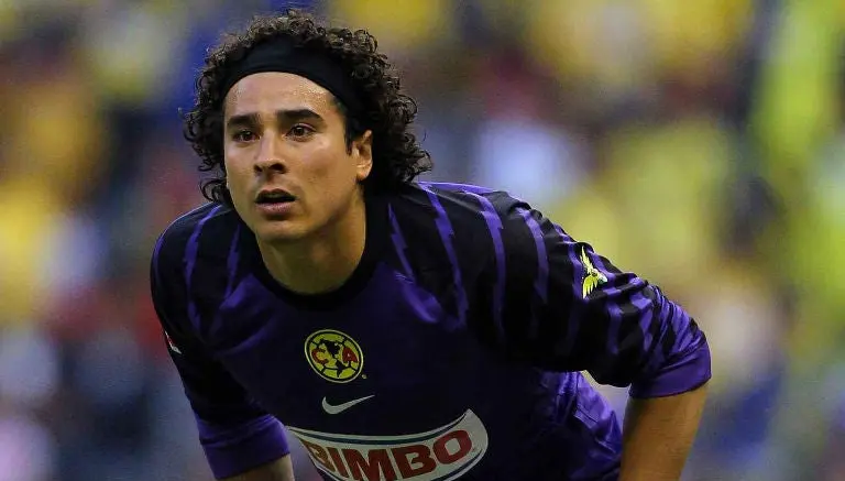 Guillermo Ochoa en un partido con América | MEXSPORT