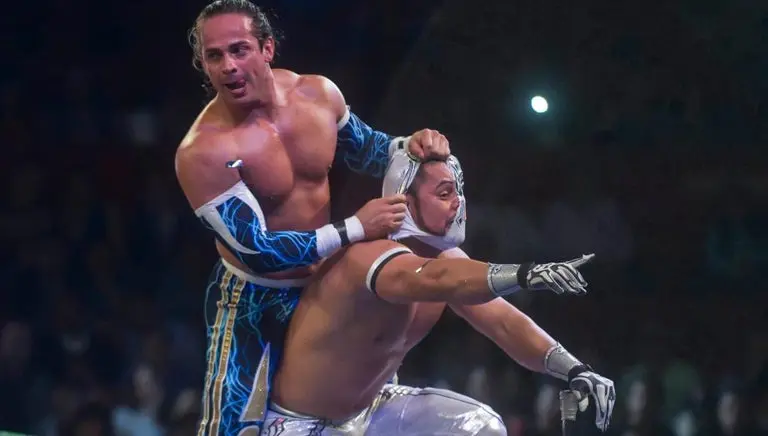 Volador Jr. reta a Carístico por su máscara
