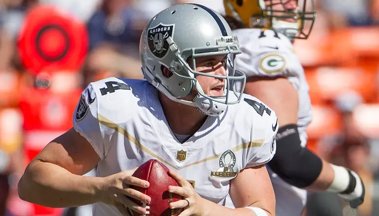 Derek Carr, QB de Oakland, durante el Pro Bowl | AP