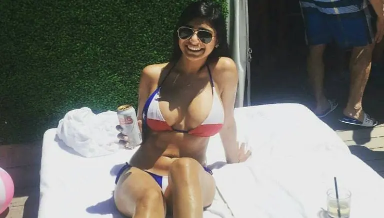 Mia Khalifa deja el porno por el análisis deportivo