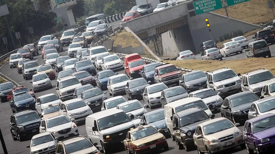 Por contingencia, amplían 'Hoy no circula' en CDMX