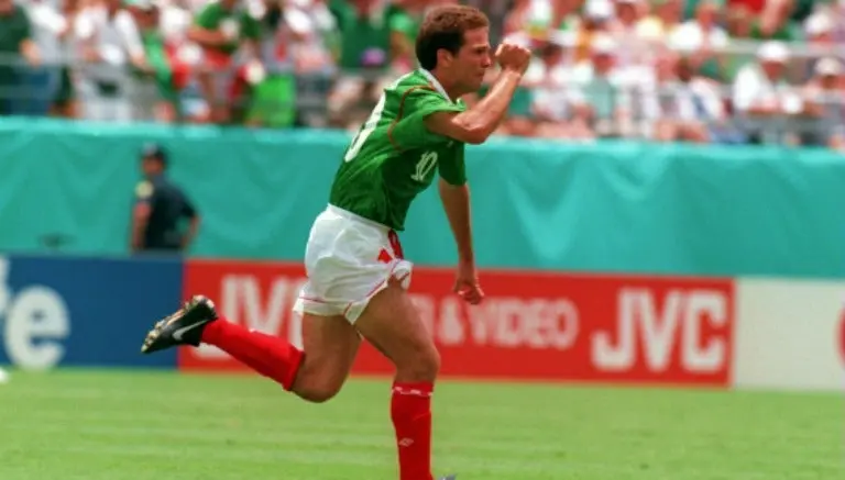 García celebra un gol en el Mundial de EU 1994 | ESPECIAL
