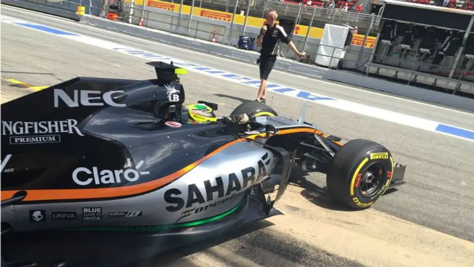 Checo, noveno en P2 tras superar problemas con su monoplaza