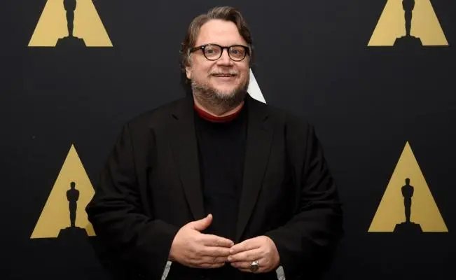 Del Toro desmiente cancelación de Pacific Rim 2