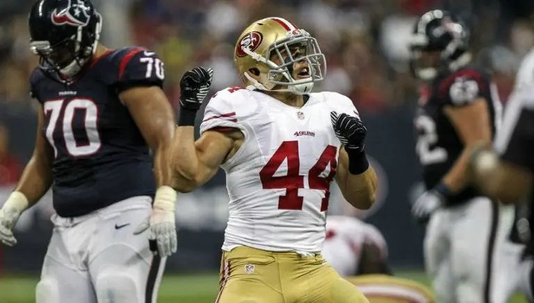 Shayne Skov queda fuera de los 49ers