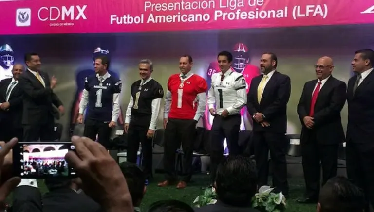Mancera presenta la Liga de Futbol Americano Profesional