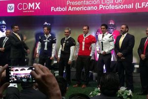 Mancera presenta la Liga de Futbol Americano Profesional