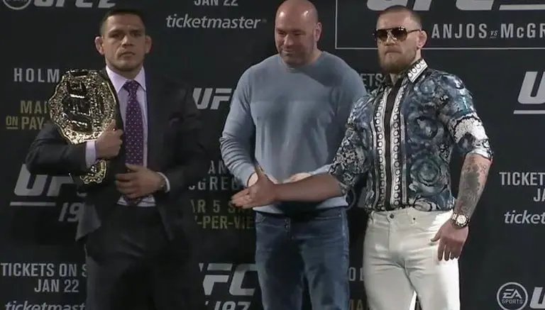 McGregor, al estilo de El Chapo en careo de UFC
