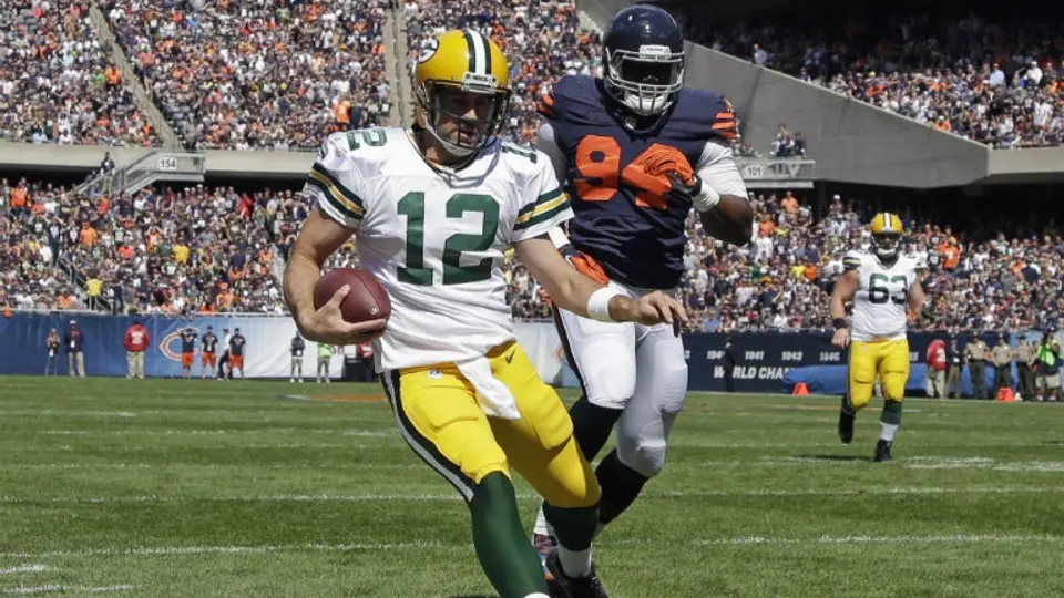 Rodgers y James Jones guían triunfo de Empacadores