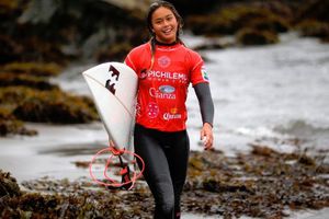 Alessa Quizon da la sorpresa en el Mundial de Surf