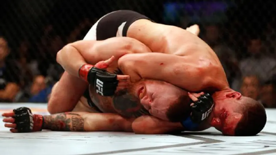 McGregor y Holm, de fiesta tras derrotas en UFC 196