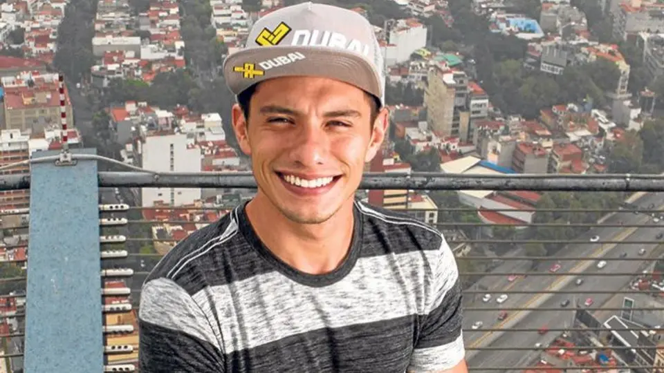 Revive la actuación de Jonathan Paredes en Red Bull Cliff Diving
