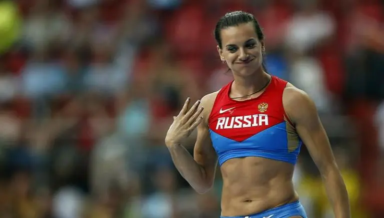 IAAF niega permiso a 67 atletas rusos para competir en Río