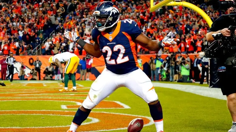 Denver mantiene su invicto al vencer a Green Bay