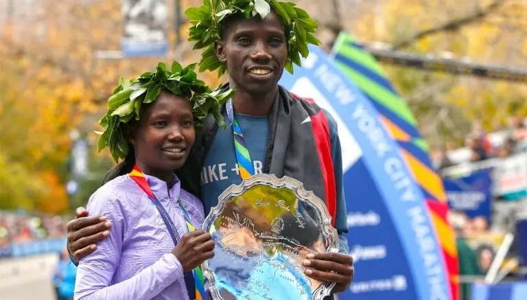 Kenianos conquistan el Maratón de Nueva York
