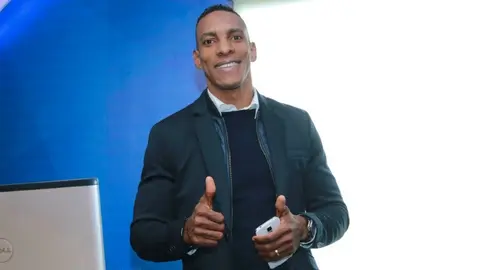 Luis Amaranto Perea anuncia su retiro del futbol