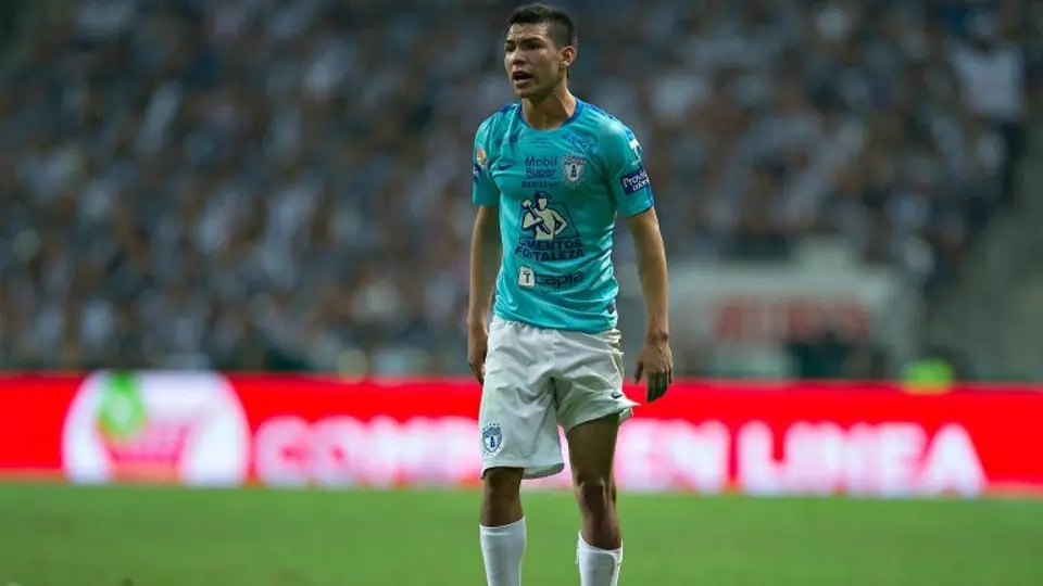Hirving Lozano, tentado por Man Utd