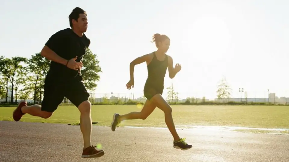 Canal de TV realiza apagón para que la gente salga a correr
