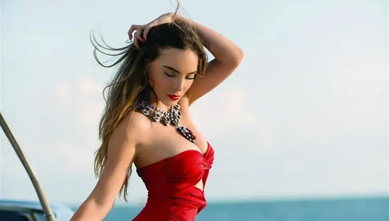 Belinda enciende las redes sociales con 'twerking'