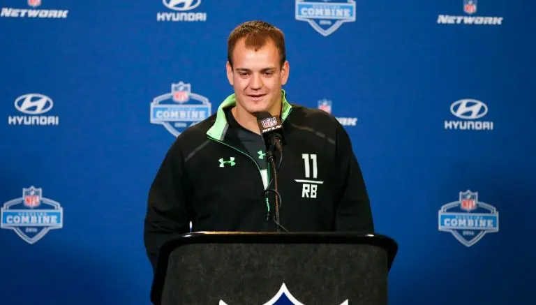 Hermano menor de Gronkowski firma con Buffalo