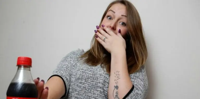 Mujer británica padece hipo desde hace 8 años