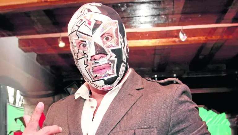 Dr. Wagner Jr., tras la máscara de La Parka