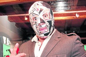 Dr. Wagner Jr., tras la máscara de La Parka