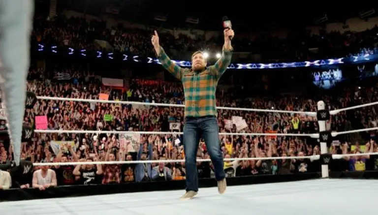 Daniel Bryan durante su depedida de la WWE | WWE.COM