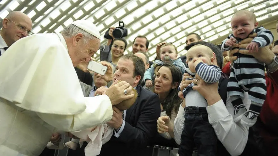 Instagram del Papa ya tiene más de un millón de seguidores