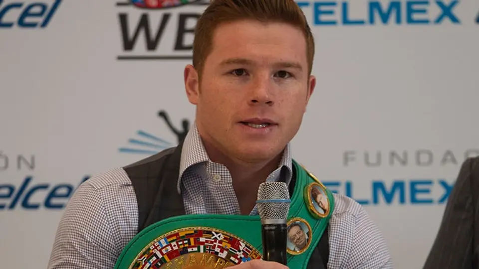 'Canelo es una estrella mundial': Evander Holyfield