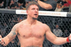 Frank Mir III considera que UFC se quedará en México