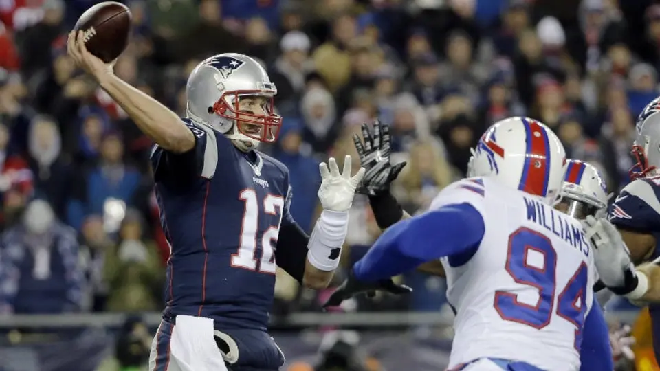 Patriotas se impone a Bills y mantiene el invicto
