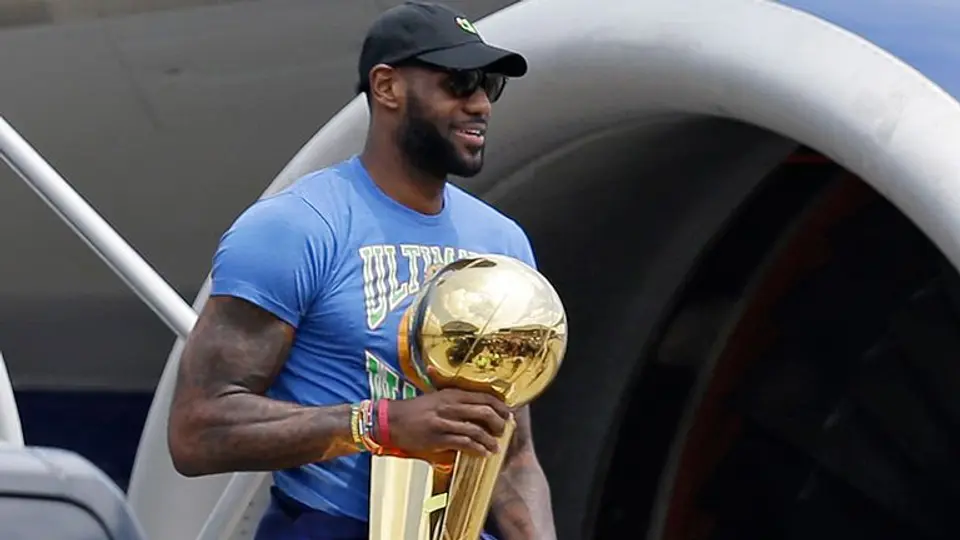 LeBron James declina ir a Río 2016