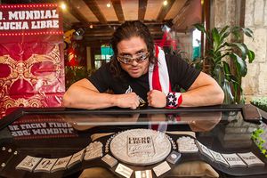 Johnny Mundo expresa su odio hacia Donald Trump